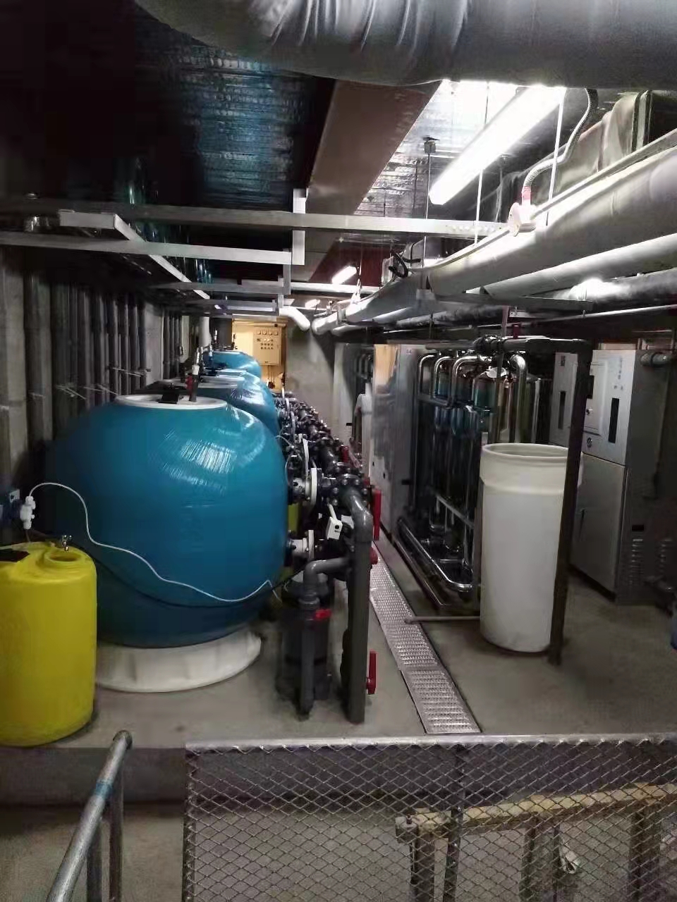 浴都隆泉