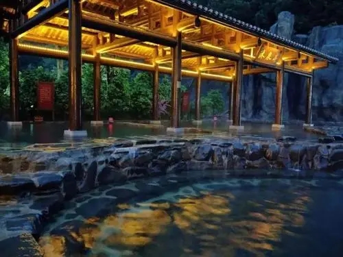 温泉沐浴水质的现状及处理
